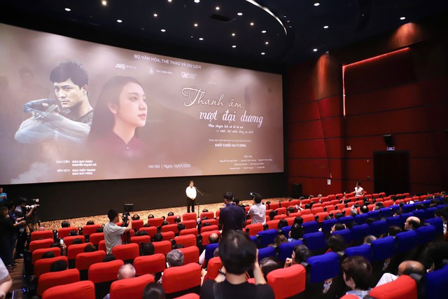 Thanh âm vượt đại dương: Phim Nhà nước đầu tiên chiếu thương mại tại Việt Nam - Ảnh 7.