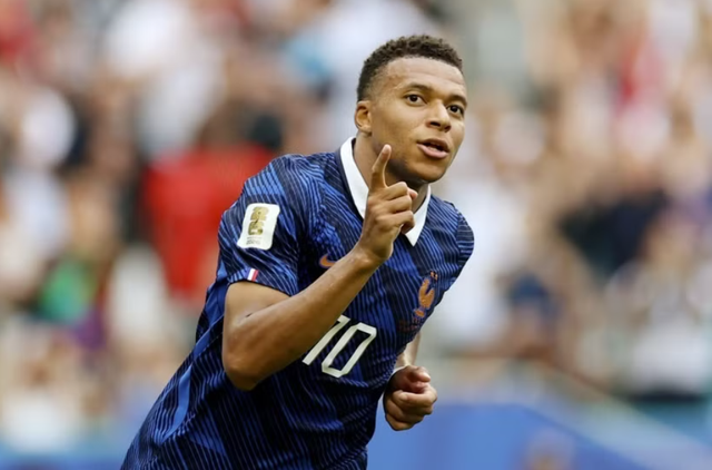 Mbappe vượt Messi trở thành chân sút vĩ đại nhất các kỳ World Cup - Ảnh 1.