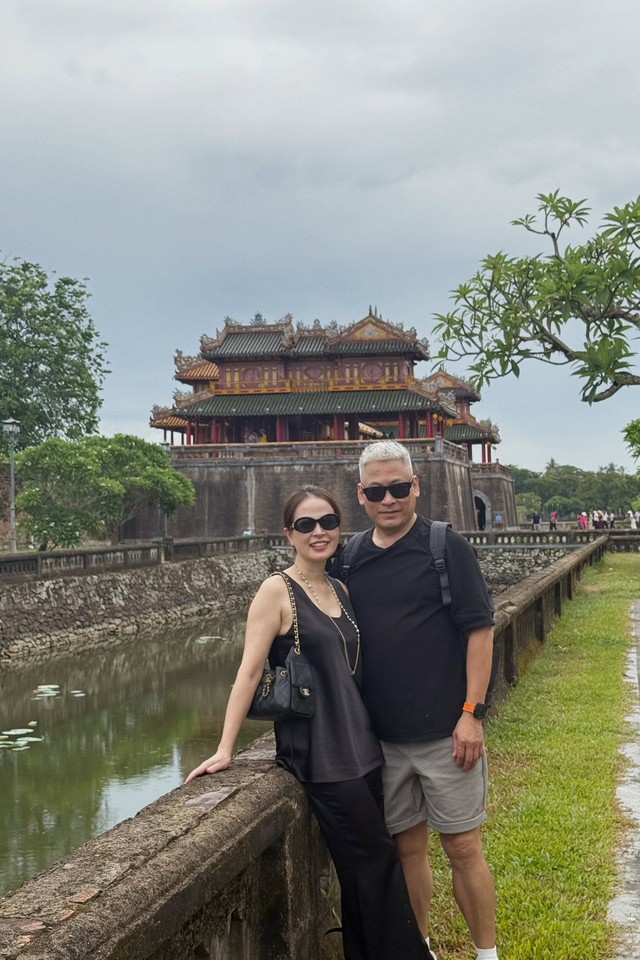 Cuộc sống tuổi hưu của bố mẹ Á hậu Tú Anh - Ảnh 8.