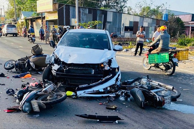 Tất tần tật về mức bồi thường bảo hiểm ô tô do tai nạn, các tài xế không nên bỏ qua - Ảnh 1.