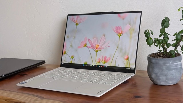 M&agrave;n h&igrave;nh OLED đang xuất hiện nhiều hơn tr&ecirc;n laptop Lenovo tầm trung như thế n&agrave;o? - Ảnh 3.