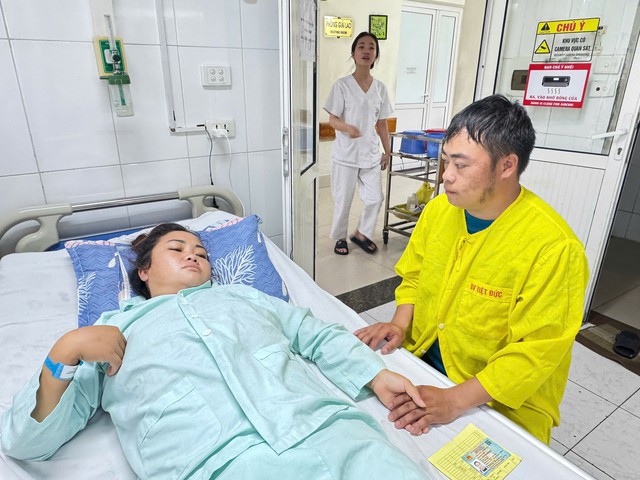 MS 1102: Chồng vừa mất v&igrave; tai biến, người phụ nữ lo cho 5 đứa con nhỏ lại đối mặt với bệnh tật cần sự trợ gi&uacute;p - Ảnh 2.