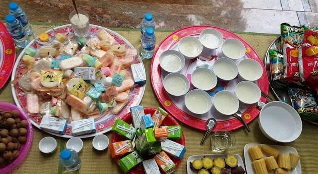 Đồ giật cô hồn có xui không và cách lưu ý khi nhận lộc để tránh rước họa vào thân - Ảnh 1.