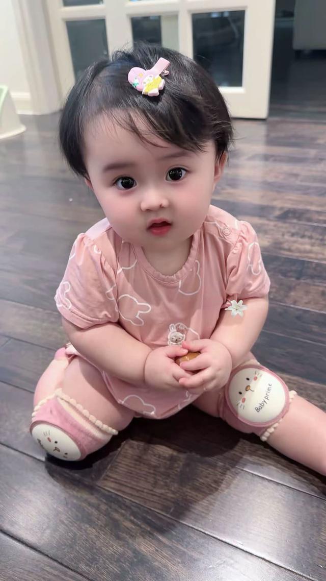 Con gái đáng yêu của NSƯT Vũ Luân và Hoa hậu Phương Lê - Ảnh 2.