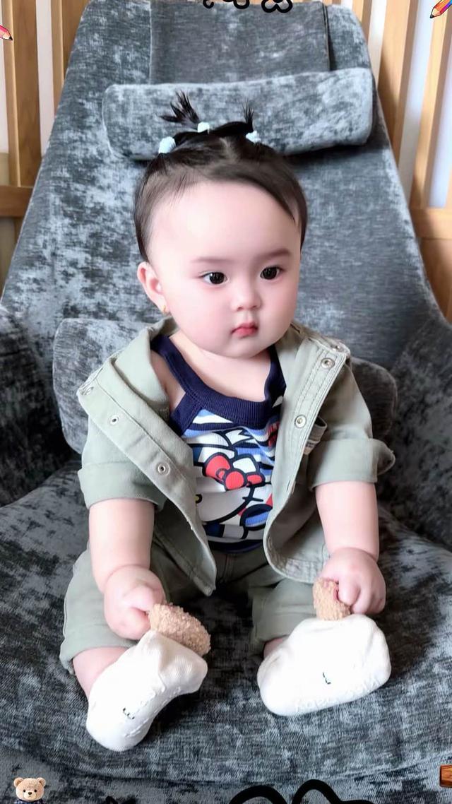 Con gái đáng yêu của NSƯT Vũ Luân và Hoa hậu Phương Lê - Ảnh 4.