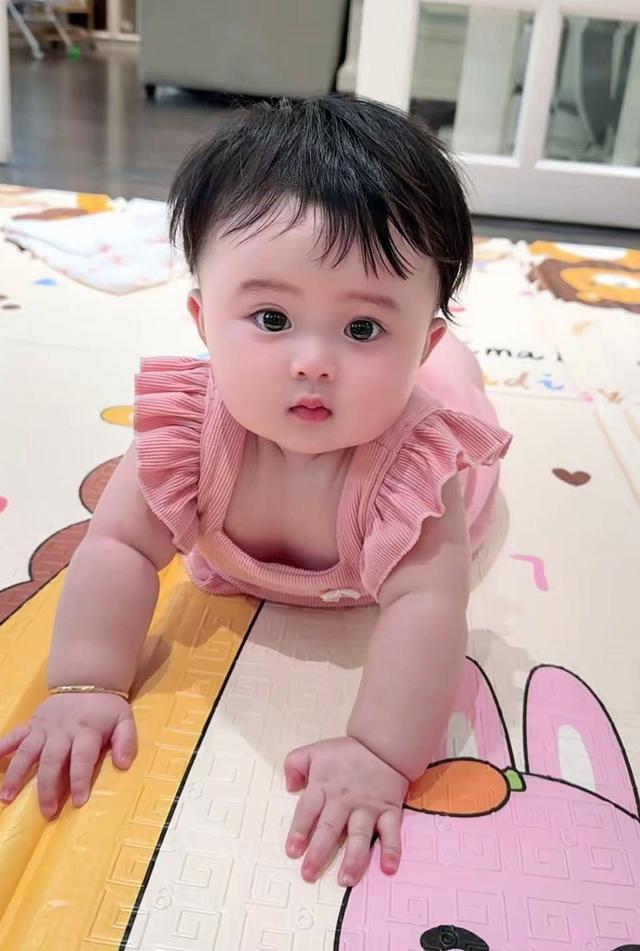 Con gái đáng yêu của NSƯT Vũ Luân và Hoa hậu Phương Lê - Ảnh 6.