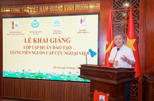 Đại học Y dược ĐHQGHN, Học viện Ph&ograve;ng ch&aacute;y chữa ch&aacute;y c&ugrave;ng chuy&ecirc;n gia Nhật Bản đ&agrave;o tạo giảng vi&ecirc;n nguồn cấp cứu ngoại viện - Ảnh 2.