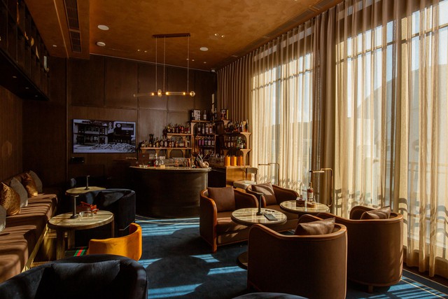 Một kh&aacute;ch sạn của Sun Group c&oacute; qu&aacute;n bar lọt Top 50 tại 's&acirc;n chơi' danh gi&aacute; bậc nhất ng&agrave;nh F&B thế giới - Ảnh 3.