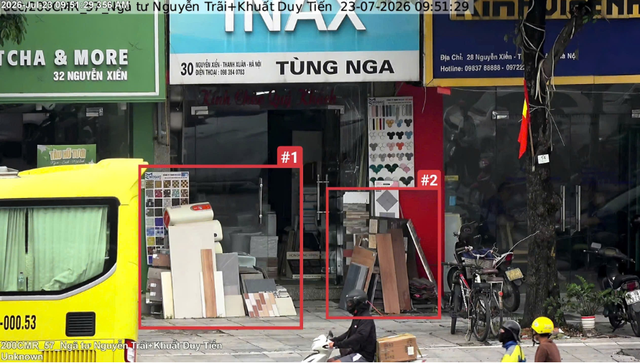 H&agrave; Nội: C&ocirc;ng bố 1.861 trường hợp bị 'phạt nguội' do lấn chiếm vỉa h&egrave; tr&aacute;i ph&eacute;p - Ảnh 1.