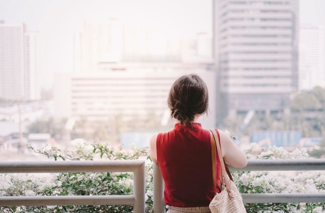 5 cung hoàng đạo có nội tâm phức tạp: Ngoài mặt bình thản, trong lòng giông bão - Ảnh 2.