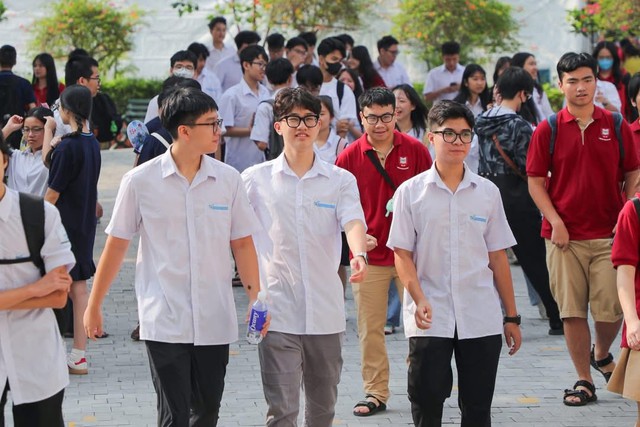 Điểm sàn xét tuyển đại học 2026 Đại học Quốc gia Hà Nội - Ảnh 2.