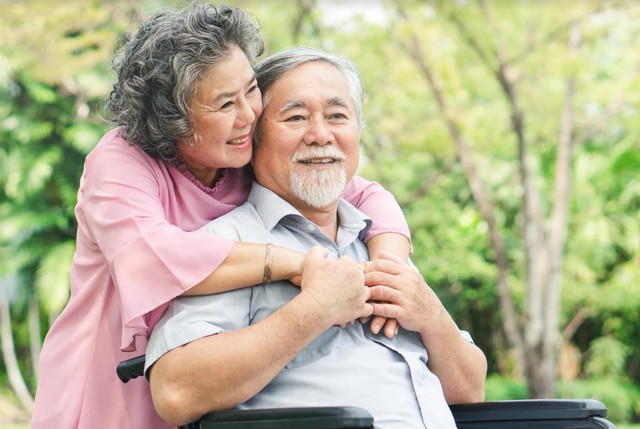 Nhận tr&ocirc;ng ch&aacute;u sau nghỉ hưu, t&ocirc;i nhận ra tuổi gi&agrave; cũng cần c&oacute; cuộc sống của ri&ecirc;ng m&igrave;nh - Ảnh 2.