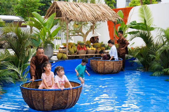 H&agrave;ng trăm em nhỏ th&iacute;ch th&uacute; trải nghiệm miền T&acirc;y s&ocirc;ng nước ngay giữa l&ograve;ng Hải Ph&ograve;ng - Ảnh 1.