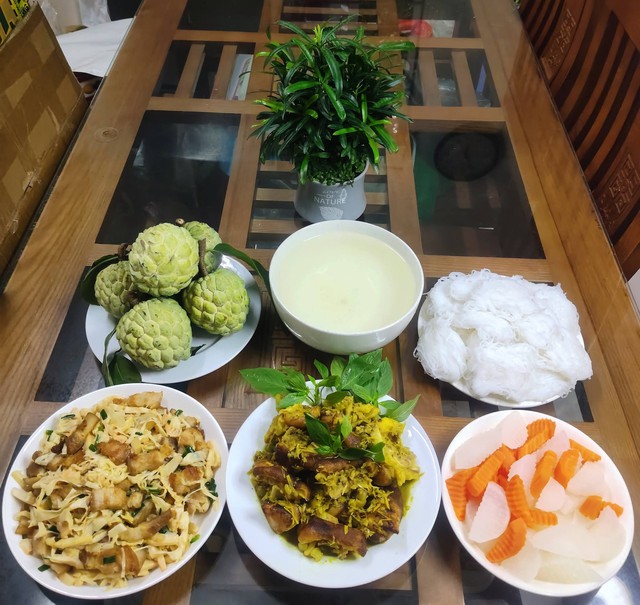 11 Mâm cơm gia đình mùa thu đơn giản , dễ nấu và ngon miệng cho cả nhà - Ảnh 1.
