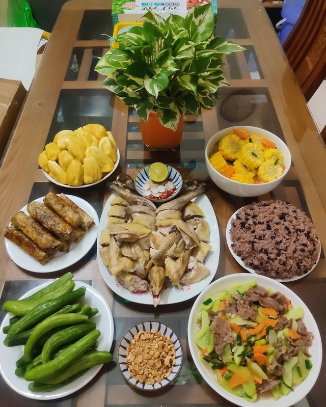 11 Mâm cơm gia đình mùa thu đơn giản , dễ nấu và ngon miệng cho cả nhà - Ảnh 8.
