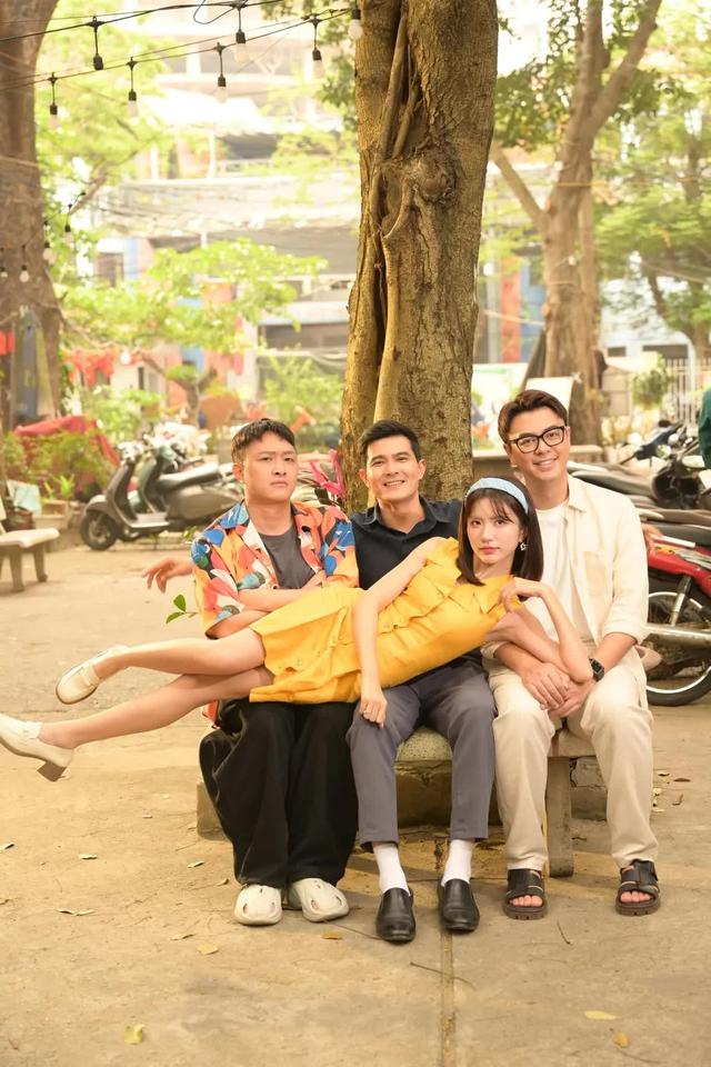 Loạt ảnh g&acirc;y thương nhớ ở hậu trường Dưới &ocirc; cửa s&aacute;ng đ&egrave;n - Ảnh 9.