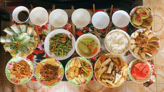 B&iacute; k&iacute;p chuẩn bị m&acirc;m c&uacute;ng c&ocirc; hồn chuẩn phong thủy, tr&aacute;nh phạm kỵ - Ảnh 1.