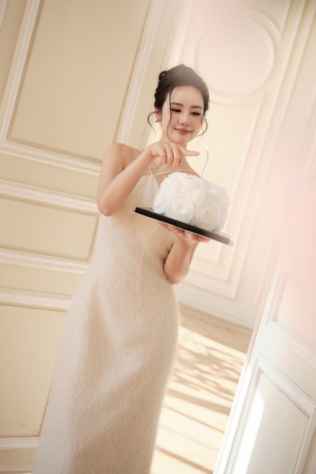 Huyền Lizzie 'Cách em 1 milimet' cuộc sống hiện tại ra sao? - Ảnh 4.