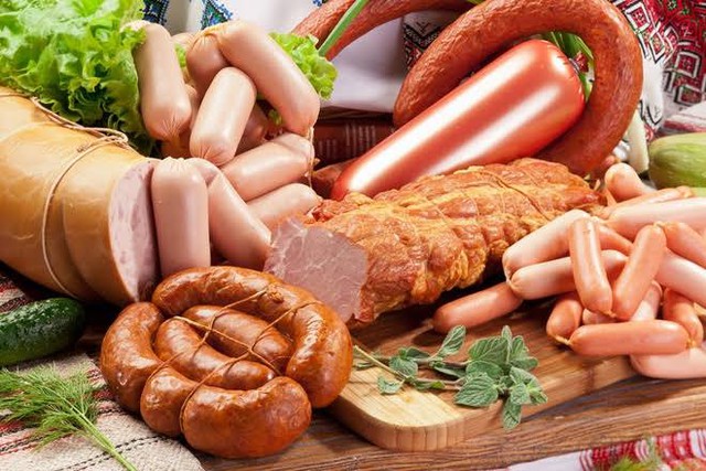 Bác sĩ cảnh báo 2 thực phẩm làm tăng nguy cơ ung thư, nhiều người Việt vẫn dùng mỗi ngày - Ảnh 2.