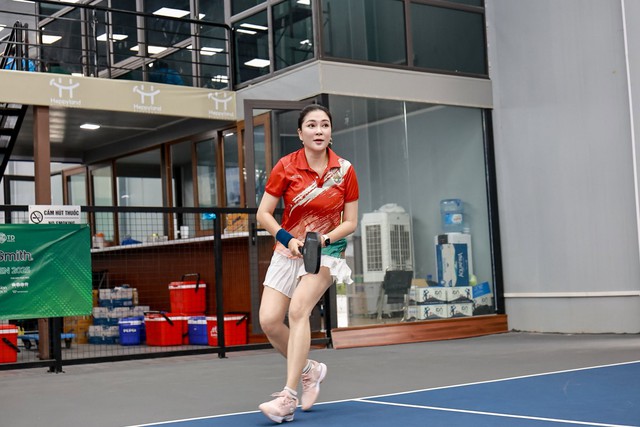 Tuổi 41 của Hoa hậu Nguyễn Thị Huyền - Ảnh 3.