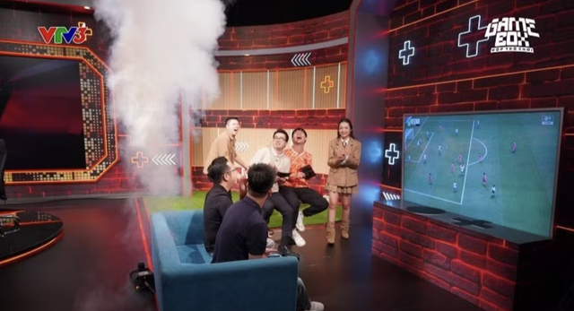 G&oacute;c khuất b&igrave;nh luận vi&ecirc;n thể thao trong chương tr&igrave;nh Game box tr&ecirc;n VTV năm 2026 - Ảnh 2.