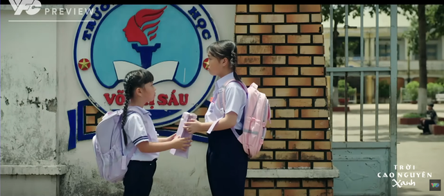 Trời cao nguy&ecirc;n xanh - Tập 3: Quang Tuấn v&agrave; đồng đội mật phục truy bắt đối tượng L&yacute; - Ảnh 4.