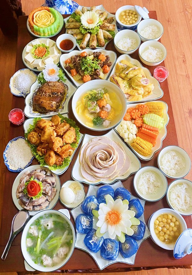 B&agrave;n thờ gia ti&ecirc;n c&uacute;ng mấy b&aacute;t cơm mới đ&uacute;ng? - Ảnh 4.
