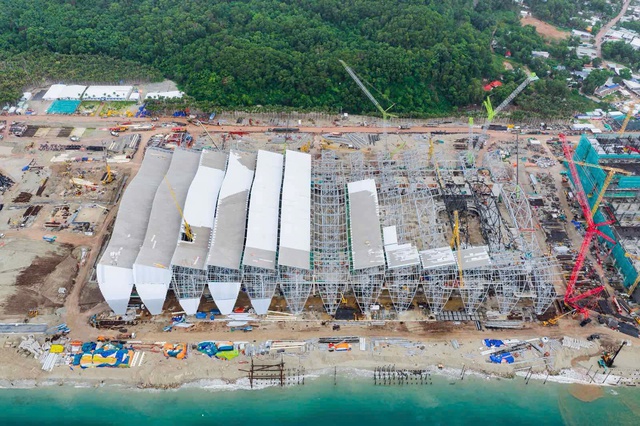Bên trong 'công trường công nghệ' của Sun Group tại Phú Quốc phục vụ APEC 2027 - Ảnh 1.