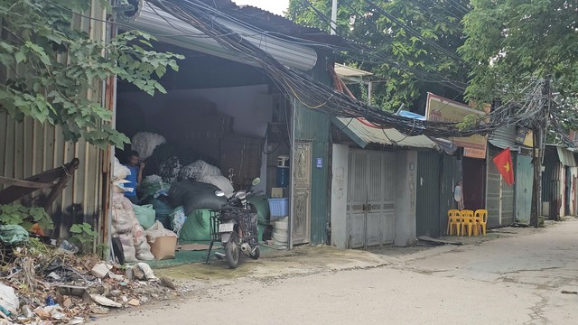 Kiểm tra an to&agrave;n nh&agrave; xưởng tạm bợ tại Từ Li&ecirc;m H&agrave; Nội năm 2026 - Ảnh 6.