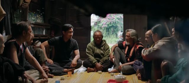 Trời cao nguy&ecirc;n xanh - Tập 22: Y Li&ecirc;n mật b&aacute;o tin cho c&ocirc;ng an, người nh&agrave; Tuấn - Minh gặp nguy hiểm- Ảnh 1.