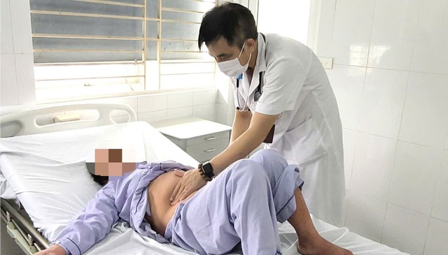 Hết sốt chưa chắc đã khỏi sốt xuất huyết: Bác sĩ cảnh báo thời điểm nguy hiểm nhất của bệnh - Ảnh 1.