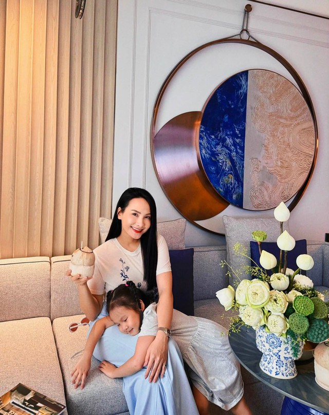 Gia đình Bảo Thanh 'chốt' mùa hè bằng chuyến đi chơi Quan Lạn - Ảnh 6.