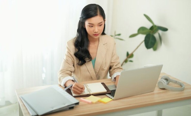 Làm trợ lý cho người giàu ở tuổi 47, tôi nhận ra: Đằng sau thành công là một cái giá rất đắt - Ảnh 2.