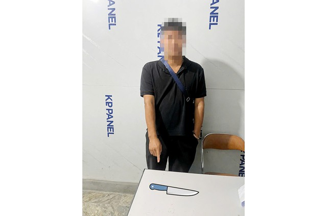 Sơn La: Xác minh, làm rõ danh tính nam thanh niên dùng dao xô xát, đe dọa người khác tại Tà Xùa - Ảnh 1.