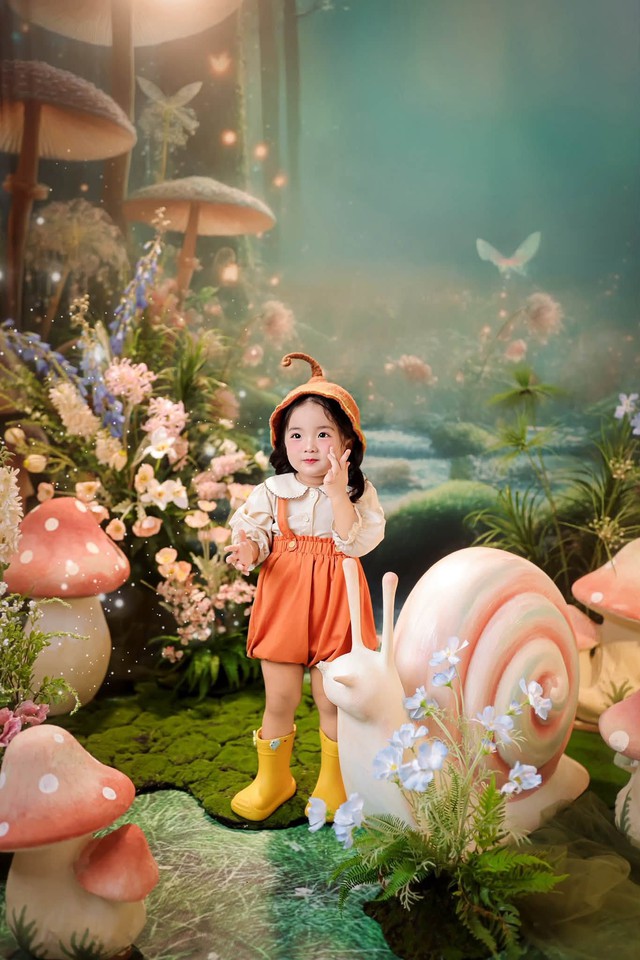Lisa - con g&aacute;i Kh&aacute;nh Thi: 'Sản phẩm' hay hờn dỗi của gia đ&igrave;nh - Ảnh 5.