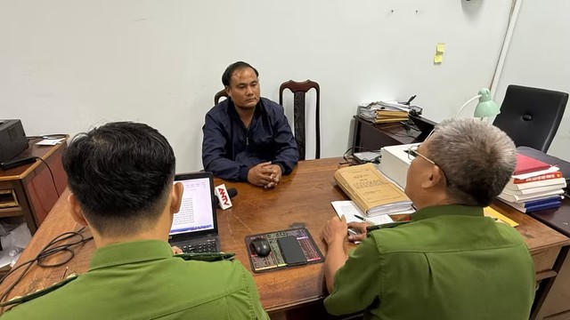 Khởi tố, bắt tạm giam thầy gi&aacute;o giết nữ nh&acirc;n vi&ecirc;n thư viện trường học ở Đắk Lắk - Ảnh 1.