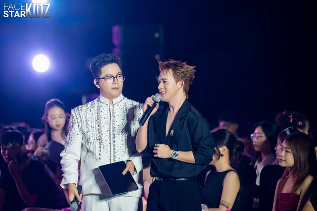 Quang Anh 'Về nhà đi con' bất ngờ với những tiết mục mãn nhãn của tài năng nhí - Ảnh 2.
