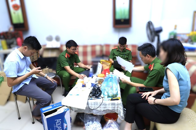 Khởi tố, bắt giam gi&aacute;m đốc sinh năm 1981 v&agrave; đồng phạm sản xuất, bu&ocirc;n b&aacute;n 65 tấn kh&ocirc; b&ograve; giả từ thịt tr&acirc;u - Ảnh 3.