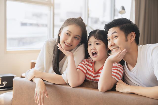 3 kiểu 'lười' của cha mẹ tưởng vô tâm nhưng lại giúp con có tương lai rực rỡ - Ảnh 1.