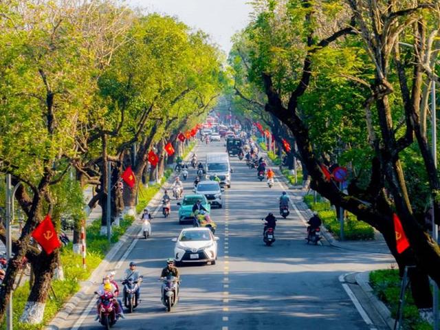 Tin s&aacute;ng 3/8: Dự kiến tăng th&ecirc;m 1 ng&agrave;y nghỉ lễ hưởng nguy&ecirc;n lương hằng năm; Đề xuất 7 nh&oacute;m người được bảo hiểm y tế chi trả khi kh&aacute;m tại nh&agrave; - Ảnh 1.