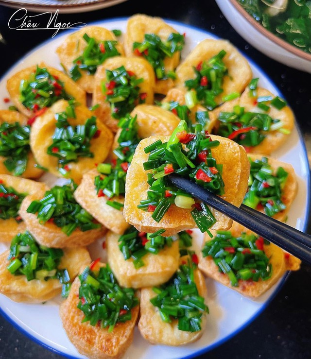 4 món chay ngon từ đậu phụ trắng dễ làm, vừa ngon vừa đẹp mắt cho mâm cỗ chay Rằm tháng 7 âm lịch 2026 - Ảnh 2.