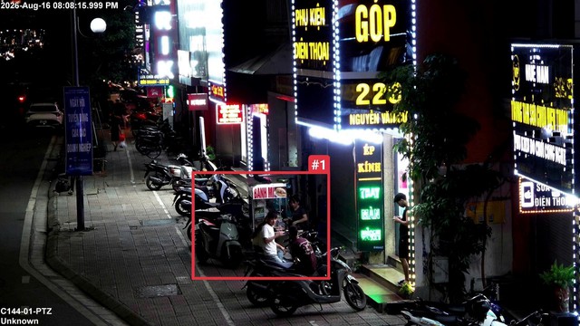 C&ocirc;ng bố 1.480 trường hợp bị 'phạt nguội' do lấn chiếm vỉa h&egrave; tr&aacute;i ph&eacute;p tại H&agrave; Nội - Ảnh 11.