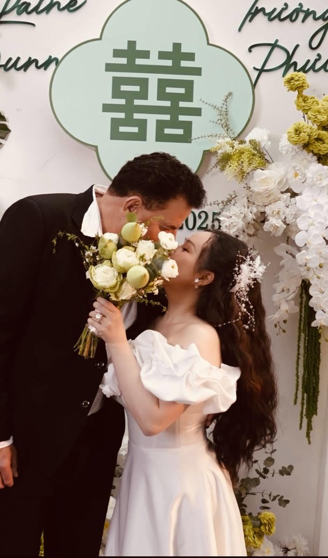Trương Phương 'Thương nhớ ở ai': Kh&ocirc;ng để chồng T&acirc;y phụ gi&uacute;p việc nh&agrave; - Ảnh 2.