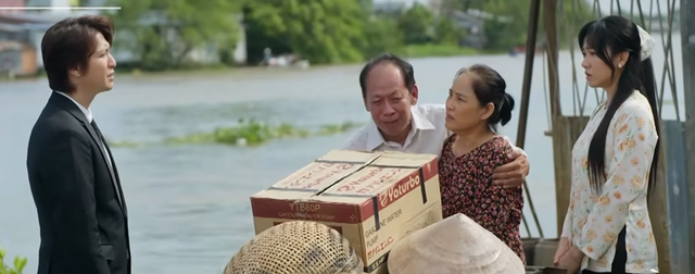 Ph&ugrave; sa - Tập 4: Ph&ugrave; Sa x&uacute;c động trước h&agrave;nh động nghĩa hiệp của Nghiệm - Ảnh 2.