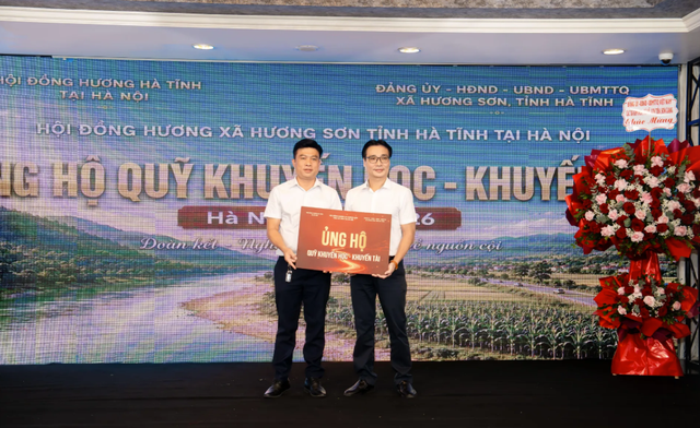 Ra mắt Hội đồng hương x&atilde; Hương Sơn tại H&agrave; Nội, kết nối nguồn lực hướng về qu&ecirc; hương - Ảnh 11.