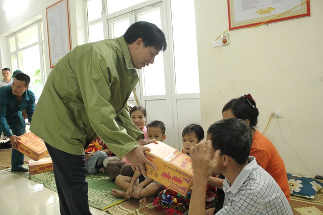 Sơ tán khẩn cấp 839 nhân khẩu tại thanh hóa tránh lũ quét và sạt lở đất - Ảnh 4.