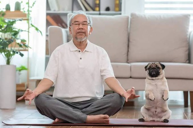 Ngoài 70 tuổi tôi mới hiểu: Muốn tuổi già không cô đơn cần hiểu rõ 3 'nguyên tắc' này - Ảnh 1.