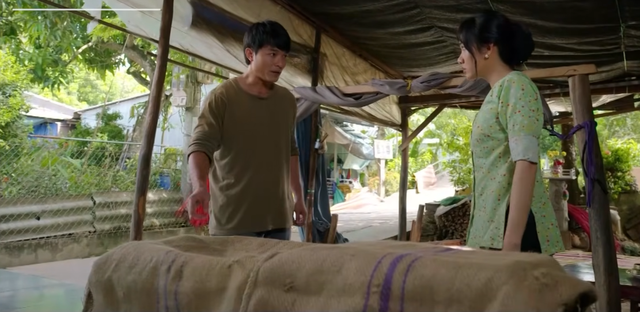 Phim Phù Sa: Khen Nghiệm và bà ngọai nhắc nhở về lời khen quá đà - Ảnh 1.