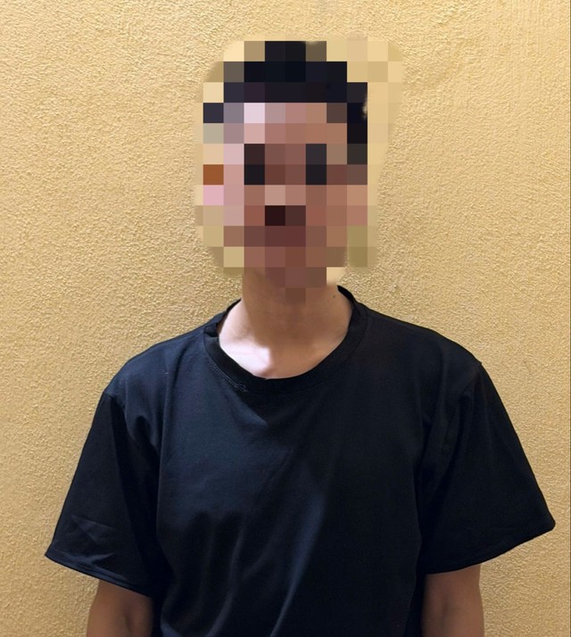 Người đ&agrave;n &ocirc;ng mang &ocirc; t&ocirc; được giao quản l&yacute; đi cầm cố, 'nướng' hơn 74 triệu đồng v&agrave;o cờ bạc - Ảnh 1.