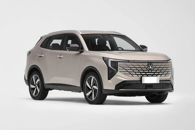 Ngang cỡ Mazda CX-5, SUV hạng C gi&aacute; 385 triệu đồng, ti&ecirc;u thụ chỉ 3,89 l&iacute;t xăng/100 km - Ảnh 2.
